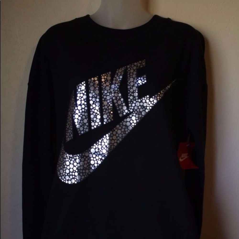 Nike Fleece-Lined Metallic Silver Foil Crew